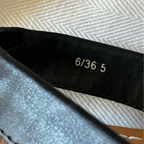 Dirty Laundry‎ black leather sandal, size 6, like new…never worn. - Picture 5 of 5